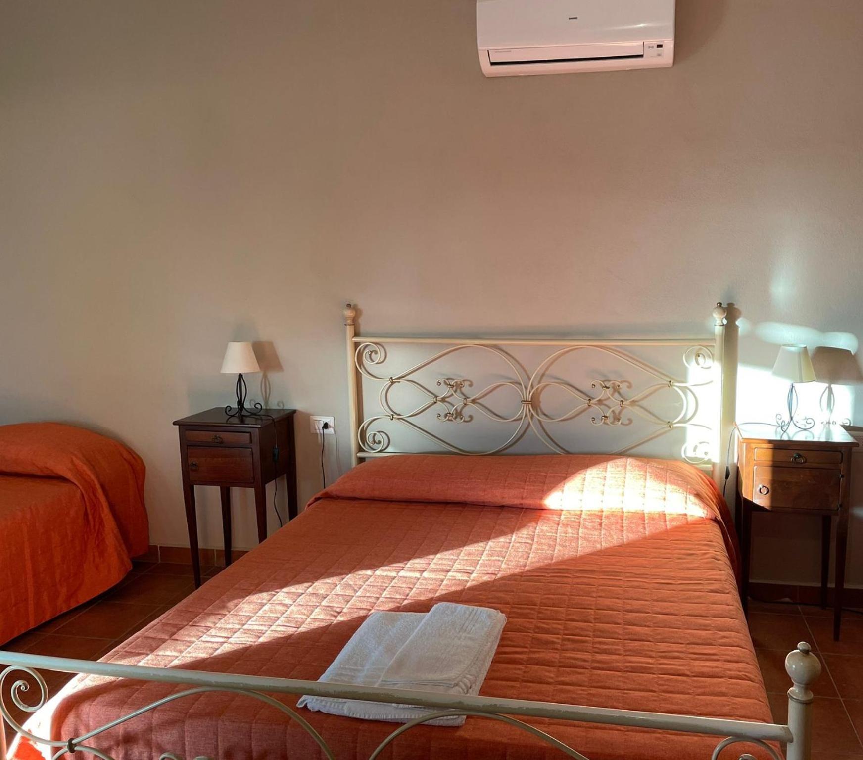 Borgo Nocchiara Hotel Carlentini Exterior photo